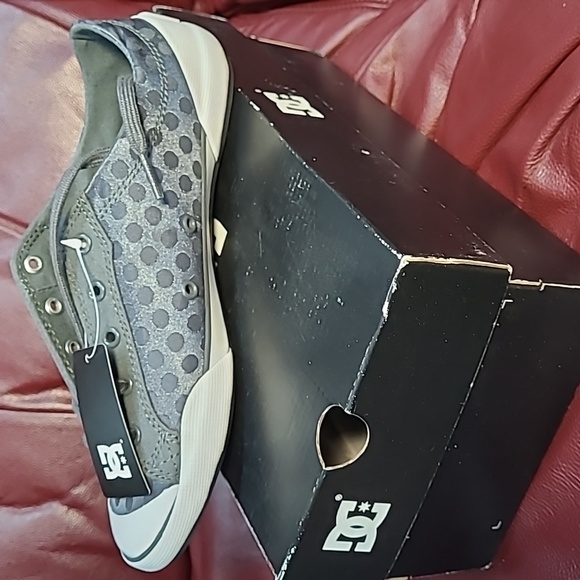 DC Chelsea Z LSE Size US6 and US 5 Women - Picture 4 of 9